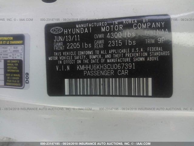 KMHHU6KH3CU067391 - 2012 HYUNDAI GENESIS COUPE 3.8L WHITE photo 9