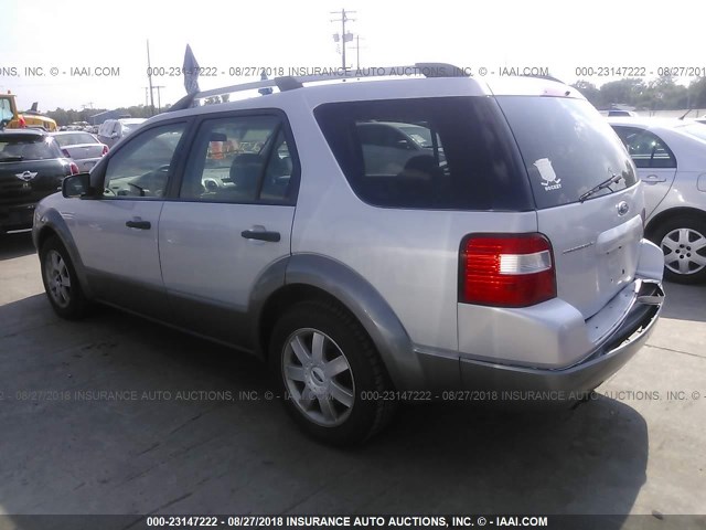 1FMZK01105GA63604 - 2005 FORD FREESTYLE SE SILVER photo 3