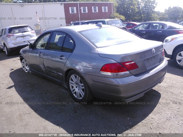 WBAHL83516DT04422 - 2006 BMW 750 I GRAY photo 3