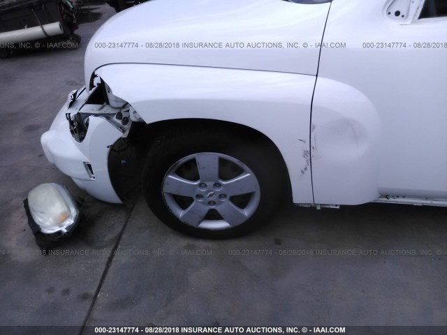 3GNBAAFW3BS640648 - 2011 CHEVROLET HHR LS WHITE photo 6