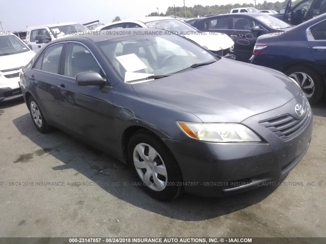 4T1BE46K77U072290 - 2007 TOYOTA CAMRY NEW GENERAT CE/LE/XLE/SE GRAY photo 1