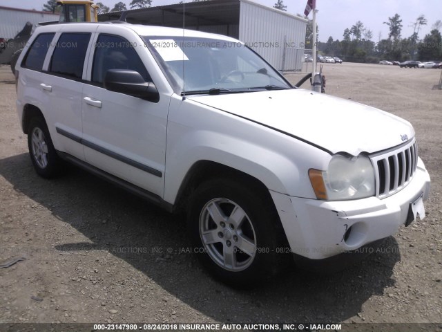 1J8HS48P07C586335 - 2007 JEEP GRAND CHEROKEE LAREDO/COLUMBIA/FREEDOM 白色 照片 1