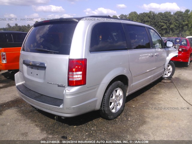 2A8HR54129R521774 - 2009 CHRYSLER TOWN & COUNTRY TOURING SILVER photo 4