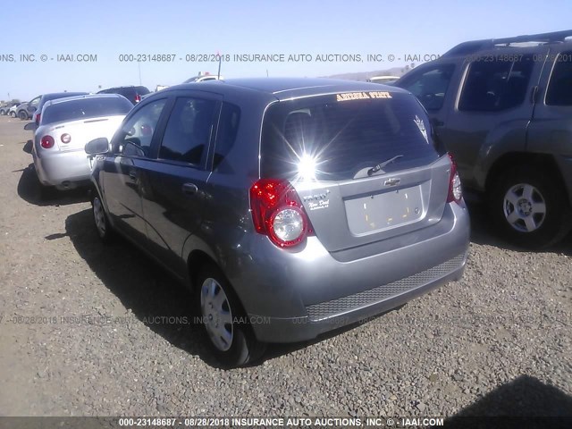 KL1TD66E29B627301 - 2009 CHEVROLET AVEO LS/LT SILVER photo 3