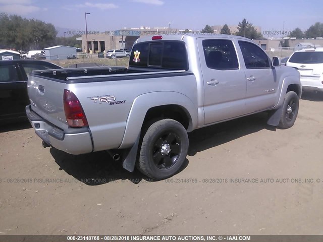 5TELU42N78Z584118 - 2008 TOYOTA TACOMA DOUBLE CAB ვერცხლისფერი ფოტო 4