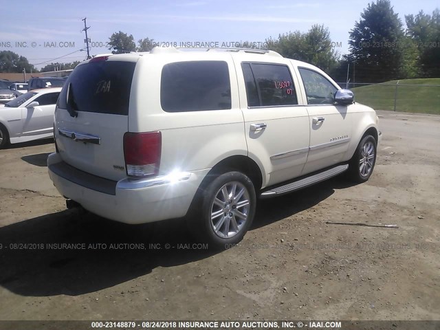 1A8HX58287F548135 - 2007 CHRYSLER ASPEN LIMITED WHITE photo 4