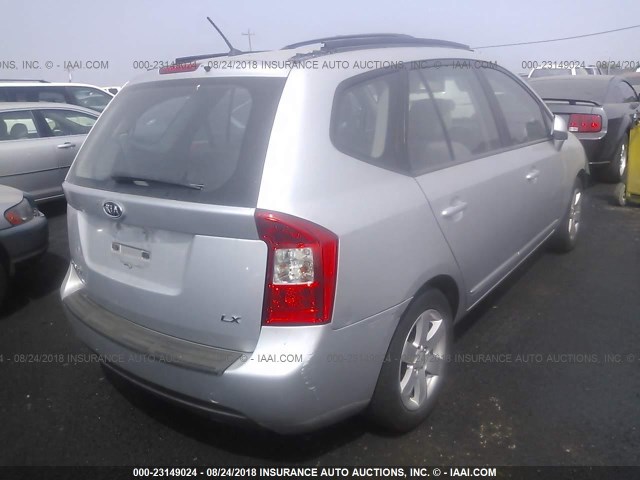 KNAFG525987200239 - 2008 KIA RONDO LX/EX SILVER photo 4