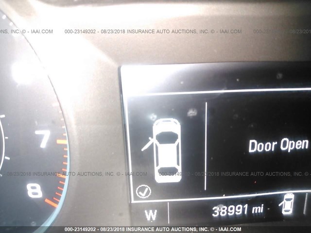 1G1ZB5ST2HF161473 - 2017 CHEVROLET MALIBU LS 银色 照片 7