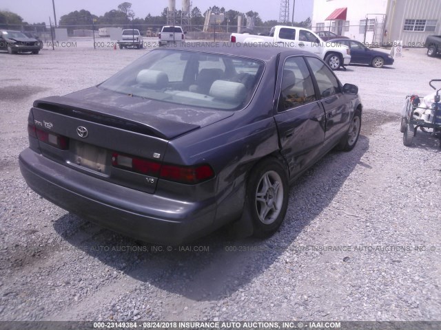 JT2BF22K6V0074721 - 1997 TOYOTA CAMRY LE/XLE 灰色 照片 4