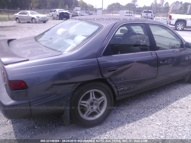 JT2BF22K6V0074721 - 1997 TOYOTA CAMRY LE/XLE 灰色 照片 6