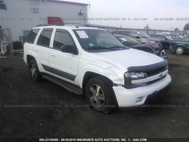 1GNDT13S952388327 - 2005 CHEVROLET TRAILBLAZER LS/LT WHITE photo 1