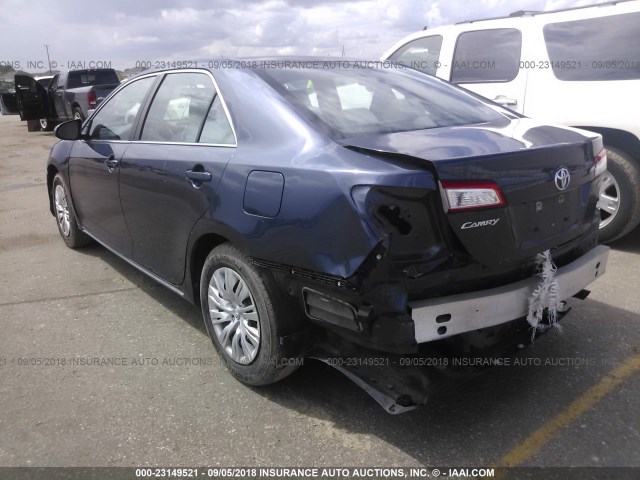 4T4BF1FK3ER431407 - 2014 TOYOTA CAMRY L/SE/LE/XLE 蓝色 照片 3