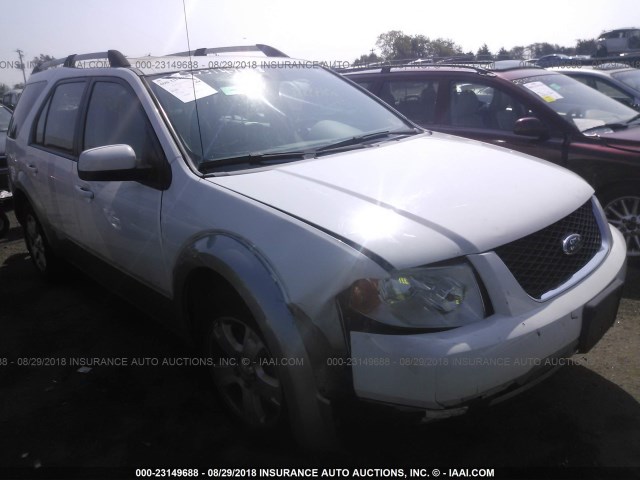 1FMDK02177GA16484 - 2007 FORD FREESTYLE SEL WHITE photo 1