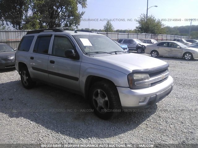 1GNET16S556206907 - 2005 CHEVROLET TRAILBLAZER EXT LS/EXT LT SILVER photo 1