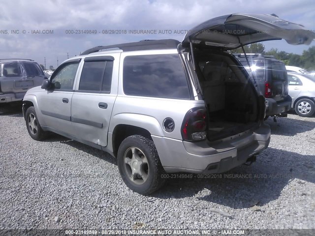 1GNET16S556206907 - 2005 CHEVROLET TRAILBLAZER EXT LS/EXT LT SILVER photo 3