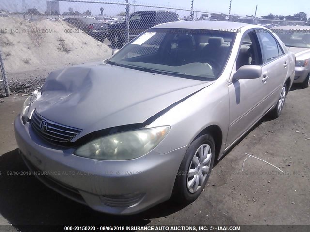4T1BE32K75U103406 - 2005 TOYOTA CAMRY LE/XLE/SE Алтын фото 2
