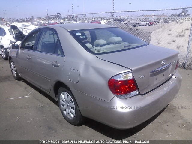 4T1BE32K75U103406 - 2005 TOYOTA CAMRY LE/XLE/SE Алтын фото 3