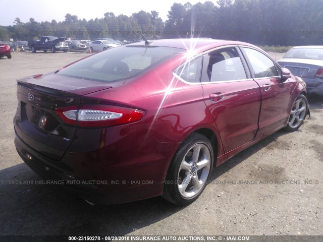 3FA6P0H74FR121894 - 2015 FORD FUSION SE MAROON photo 4