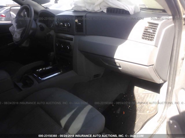 1J8GS48K97C569887 - 2007 JEEP GRAND CHEROKEE LAREDO/COLUMBIA/FREEDOM 灰色 照片 5