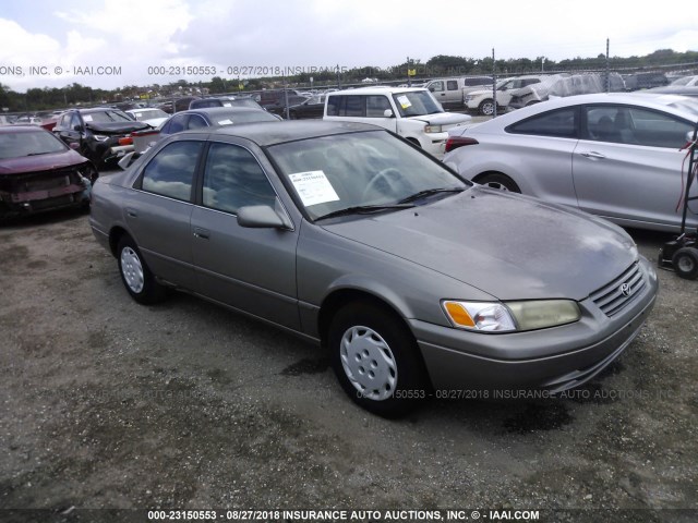 4T1BG22K3VU082204 - 1997 TOYOTA CAMRY CE/LE/XLE 银色 照片 1