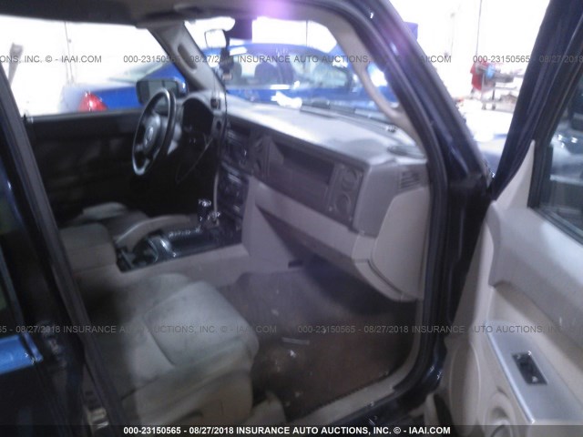 1J8HG48K76C238973 - 2006 JEEP COMMANDER Dark Blue photo 5