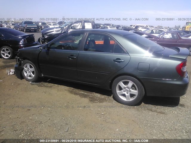 JTDBF32K820008017 - 2002 TOYOTA CAMRY LE/XLE/SE 绿色 照片 3