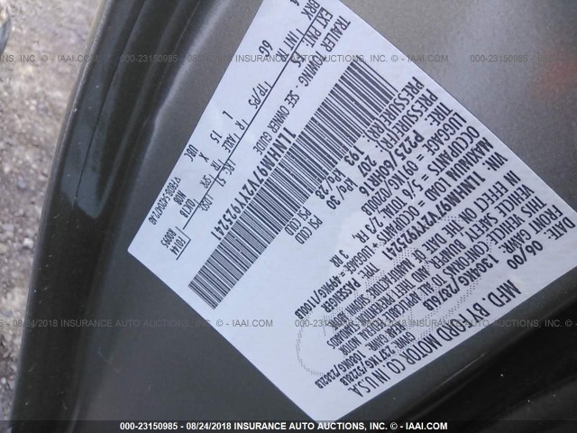 1LNHM97V2YY925241 - 2000 LINCOLN CONTINENTAL  Silber Foto 9