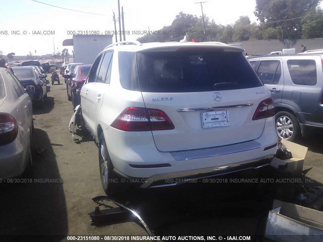 4JGDA5HB9CA023000 - 2012 MERCEDES-BENZ ML 350 4MATIC WHITE photo 3