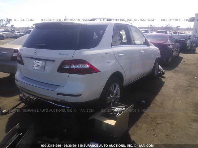 4JGDA5HB9CA023000 - 2012 MERCEDES-BENZ ML 350 4MATIC WHITE photo 4