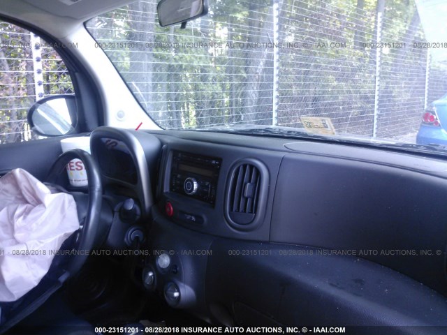 JN8AZ2KR4AT163062 - 2010 NISSAN CUBE S/SL/KROM BLACK photo 5