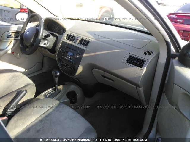 1FAFP34N67W146168 - 2007 FORD FOCUS ZX4/S/SE/SES Алтын фото 5
