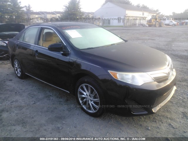 4T4BF1FK1CR172512 - 2012 TOYOTA CAMRY SE/LE/XLE შავი ფოტო 1