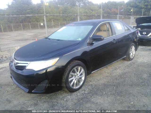 4T4BF1FK1CR172512 - 2012 TOYOTA CAMRY SE/LE/XLE შავი ფოტო 2