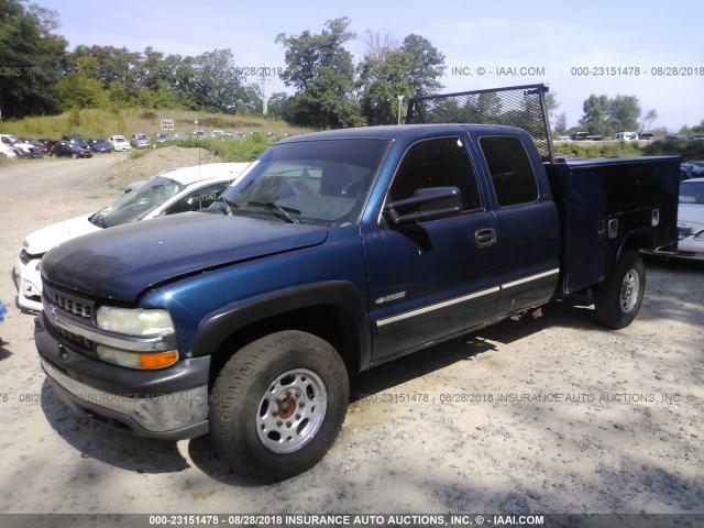 1GCGK29U8XE236791 - 1999 CHEVROLET SILVERADO K2500 BLUE photo 2