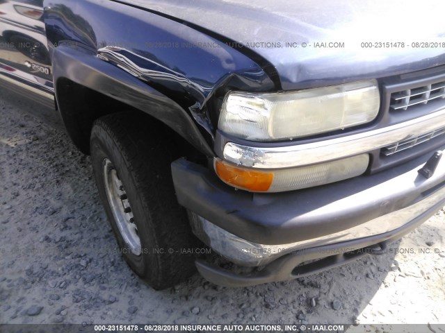 1GCGK29U8XE236791 - 1999 CHEVROLET SILVERADO K2500 BLUE photo 6