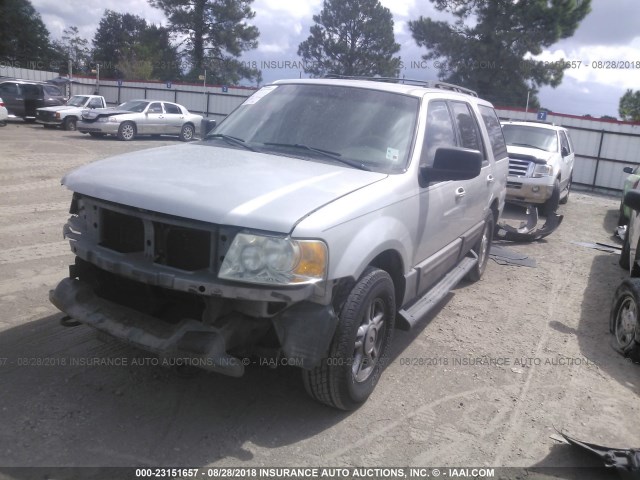 1FMPU16595LA52417 - 2005 FORD EXPEDITION XLT SILVER photo 2