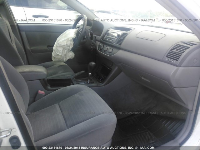 4T1BE32K66U702511 - 2006 TOYOTA CAMRY LE/XLE/SE 白色 照片 5