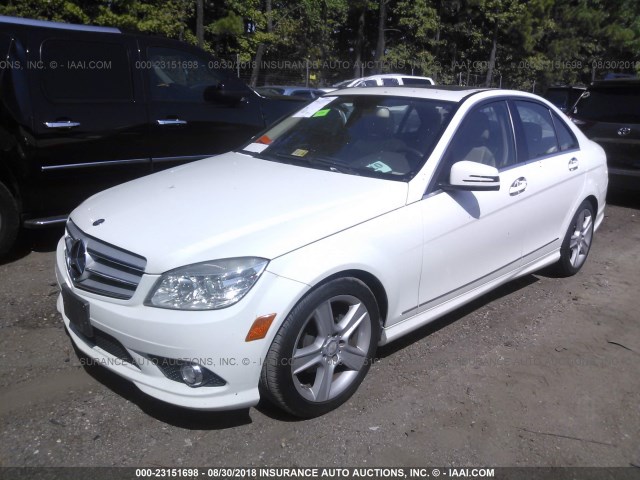 WDDGF5EB9AR095553 - 2010 MERCEDES-BENZ C 300 WHITE photo 2