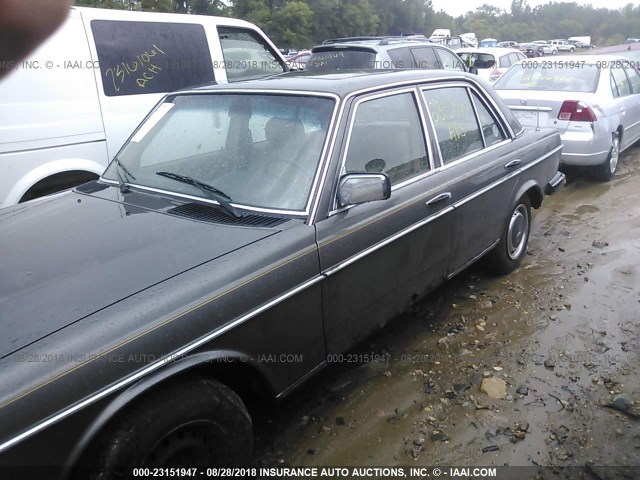 WDBAB23A8CB355438 - 1982 MERCEDES-BENZ 240 D GRAY photo 6