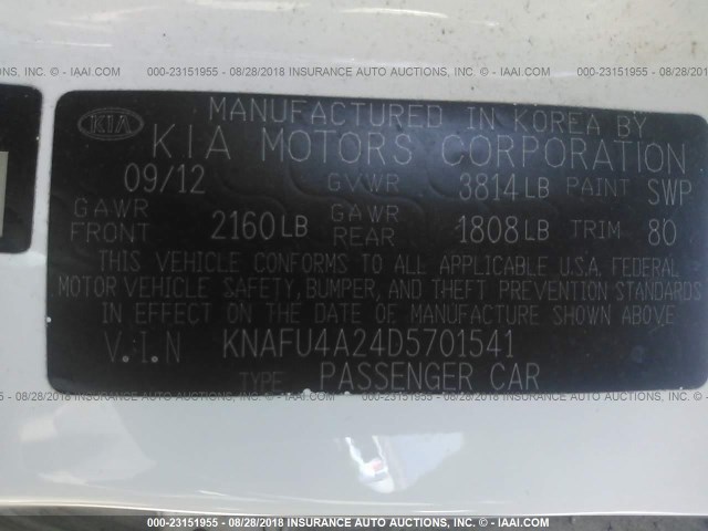 KNAFU4A24D5701541 - 2013 KIA FORTE EX WHITE photo 9