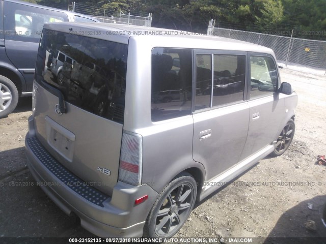JTLKT324340145027 - 2004 TOYOTA SCION XB Grau Foto 4