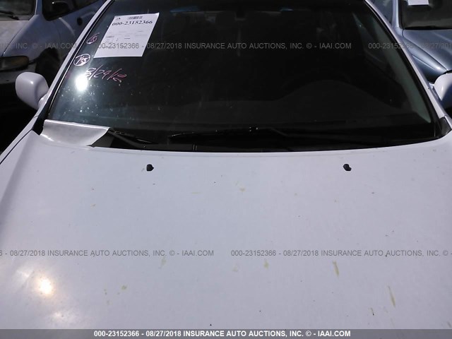 JTDBE32K830160268 - 2003 TOYOTA CAMRY LE/XLE 白色 照片 6