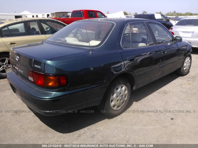 4T1BG12K6TU926064 - 1996 TOYOTA CAMRY DX/LE/XLE GREEN photo 4