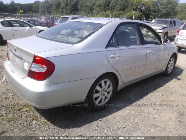 4T1BE30K82U595457 - 2002 TOYOTA CAMRY LE/XLE/SE 银色 照片 4
