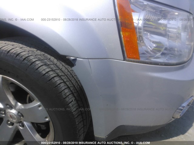 2CKDL73F466037319 - 2006 PONTIAC TORRENT SILVER photo 6