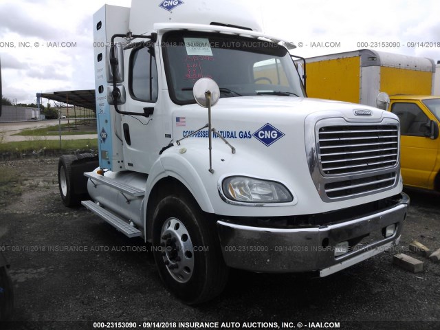 1FUBC5DX8DHFA2015 - 2013 FREIGHTLINER M2 112 MEDIUM DUTY WHITE photo 1