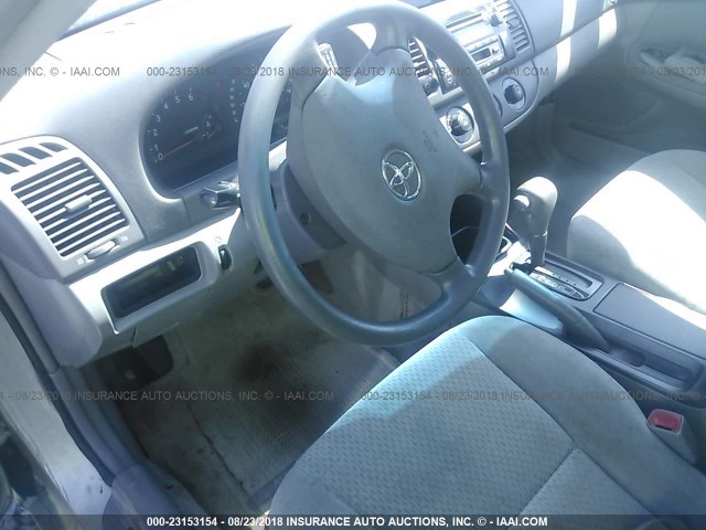 4T1BE30K24U326079 - 2004 TOYOTA CAMRY LE/XLE/SE Gümüş foto 5