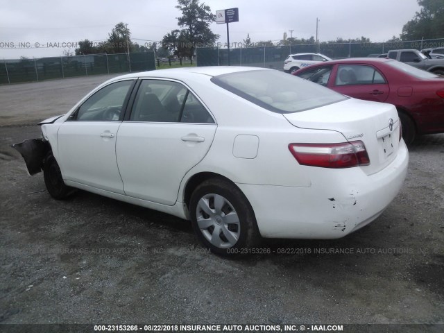 JTNBE46KX73092619 - 2007 TOYOTA CAMRY NEW GENERAT CE/LE/XLE/SE WHITE photo 3