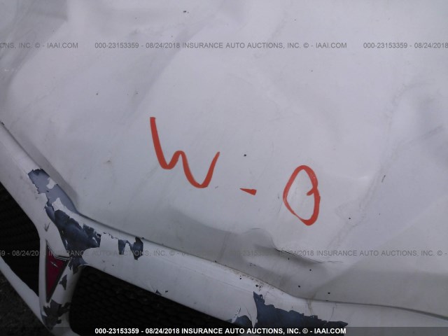 2G2WP522451246406 - 2005 PONTIAC GRAND PRIX 白色 照片 10