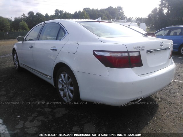 JTHGL46F075005414 - 2007 LEXUS LS 460L WHITE photo 3